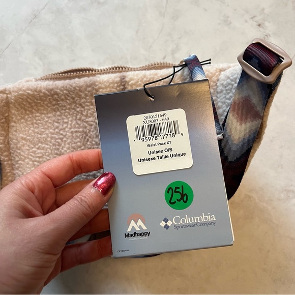 NWT Madhappy × Columbia Limited Edition Fleece XT Fanny Pack - Picture 12 of 12